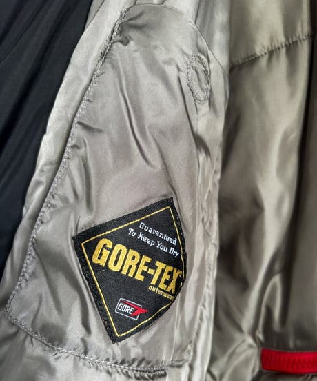 00s PRADA SPORT – GORE-TEX Padded Blouson