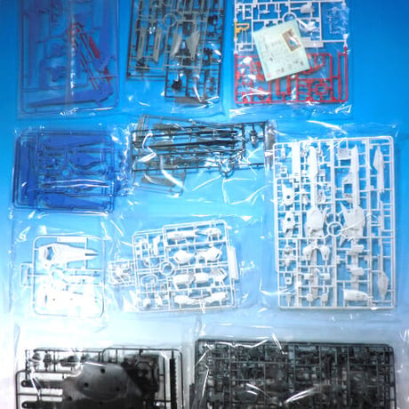 ガンダムSEED BANDAI ドラマティックコンビネーション MG 1/100 フリーダムガンダム Ver.2.0 ＋ キラ・ヤマト G28