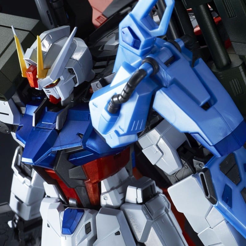 ガキマガリ【メッキ仕様】MG パーフェクト ストライクガンダム 完成品 新商品紹介】MG 1/100 ガンダムベース限定 パーフェクト