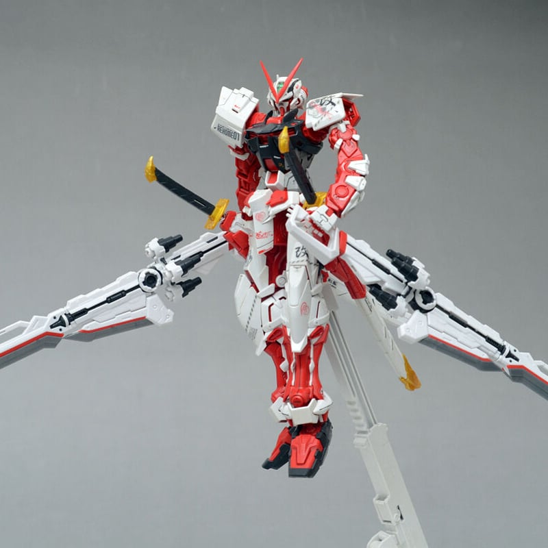 MG ガンダム　アストロレイ　Dフレーム　マニューバストライカーカスタム　完成品 ガンダムSEED ASTRAY カスタムデザインガンプラ MG 1/100 アストレイ