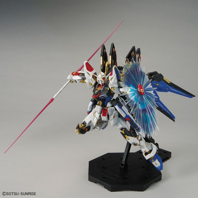 ガンダムSEED DESTINY BANDAI SPIRITS MGEX 1/100 ストライ