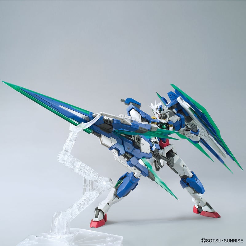 ガンダムOOV戦記 BANDAI SPIRITS MG 1/100 ダブルオークアンタ