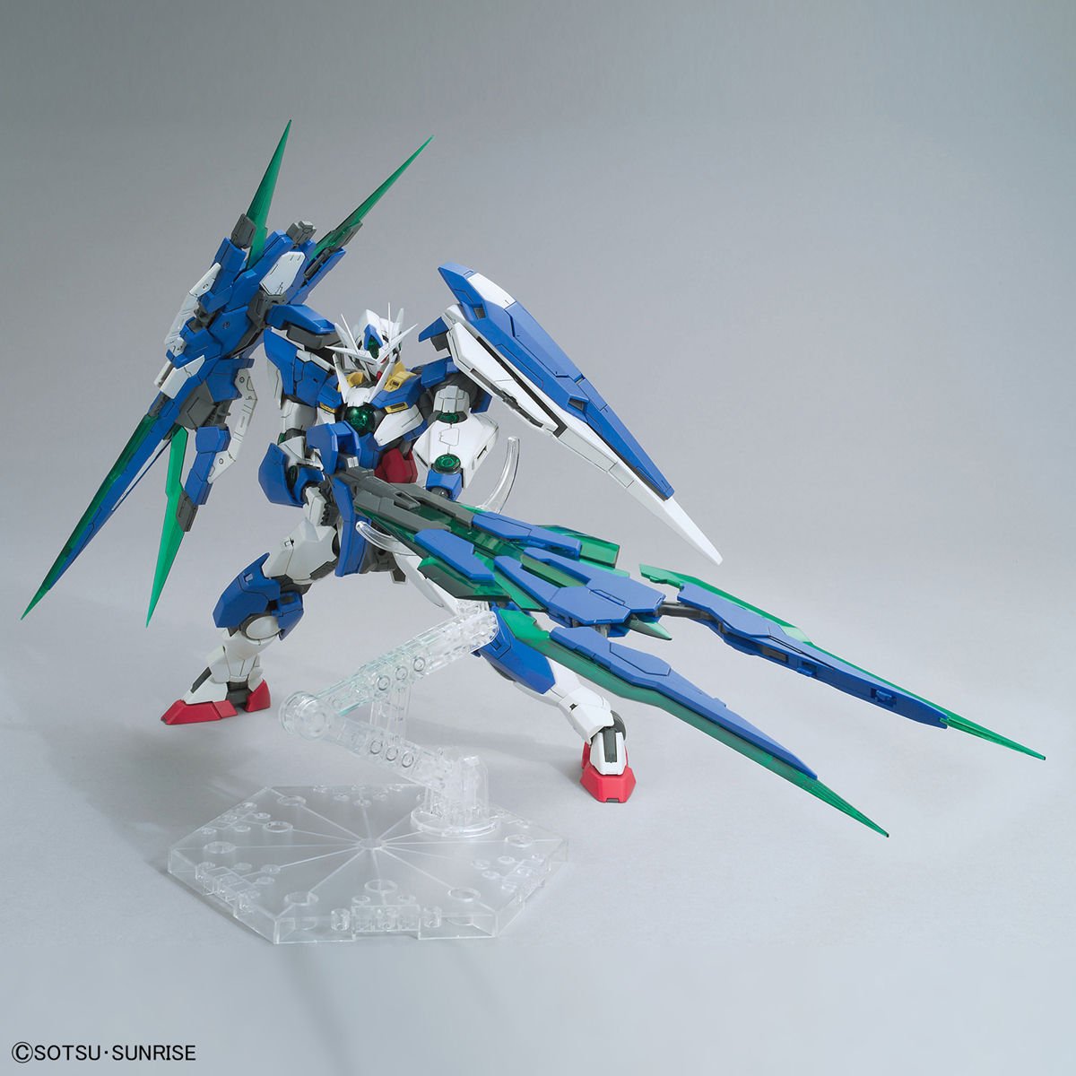 ガンダムOOV戦記 BANDAI SPIRITS MG 1/100 ダブルオークアンタ ガンダムOOV戦記 BANDAI SPIRITS MG 1/100 ダブルオークアンタ