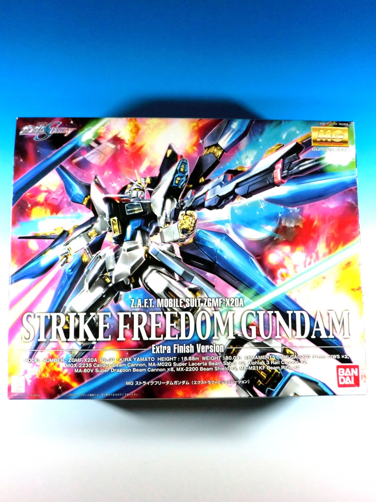 希少!ガンダムSEED DESTINY BANDAI MG 1/100 ストライク 希少!ガンダムSEED DESTINY BANDAI MG 1/100 ストライク