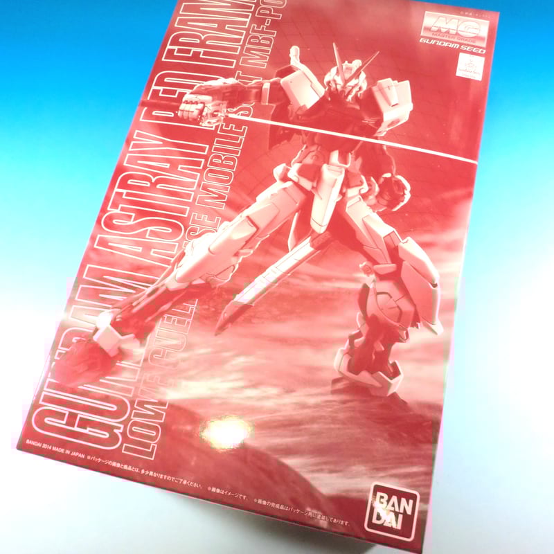 プレミアムバンダイ限定品 MG 1/100 ガンダムアストレイ レッド