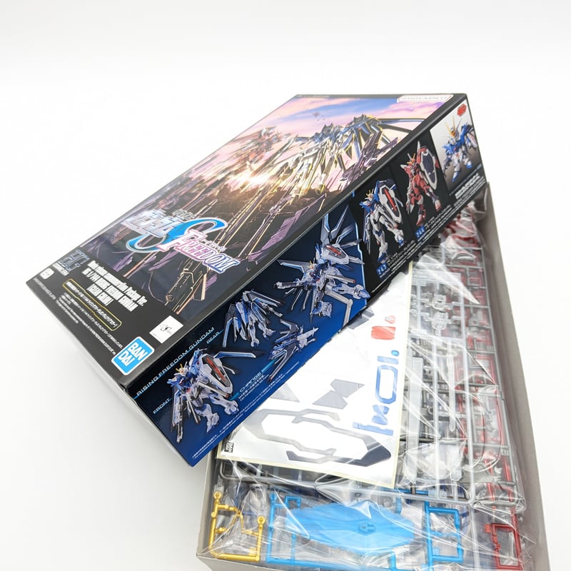劇場限定品 ガンダムSEED FREEDOM HG 1/144 ライジング 劇場限定品 ガンダムSEED FREEDOM HG 1/144 ライジング