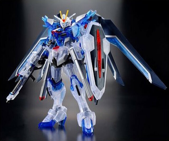 ガンダムseedfreedomライジングフリーダムガンダムクリアカラー２体