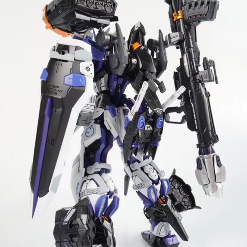 ガンプラ ひろき MGガンダムアストレイ改 塗装済み完成品
