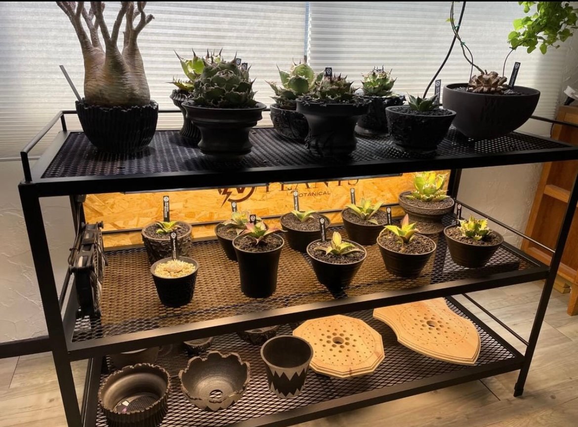 PS-09 アイアン植物棚 ワイドな3段タイプ | アイアンガレージhimenosuke