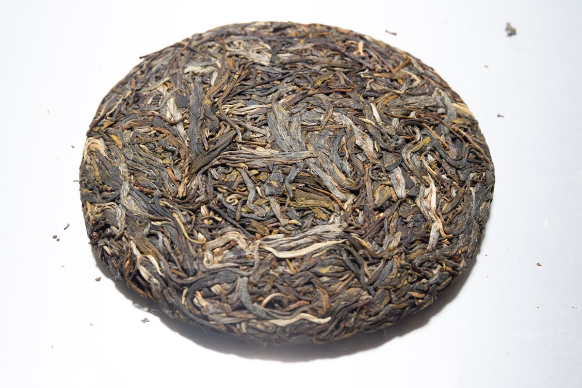 【最終値下】易武　プーアル茶　盛大茶　普洱茶 fit=scale-down,w=1200
