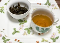 2001年无量山野生生茶（陳年晒青緑茶）