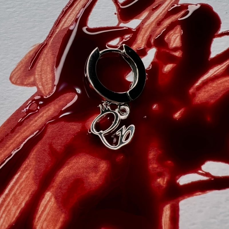 王の呪縛～Queen'spainロゴピアス フープタイプ | Queen's pain