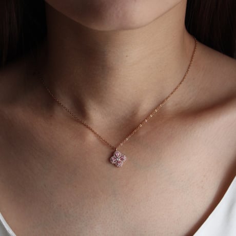 clover necklace pink