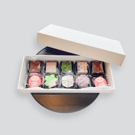 あんショコラと季節の上生菓子