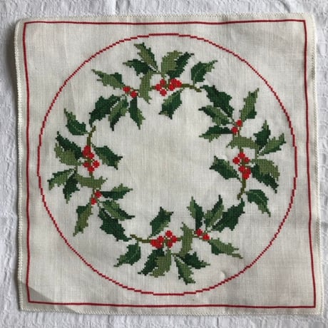 北欧　刺繍　クロスステッチ　正方形クロス　テーブルセンター　リネン　ヴィンテージ　クリスマスリース　41x41ｃｍ 未使用品