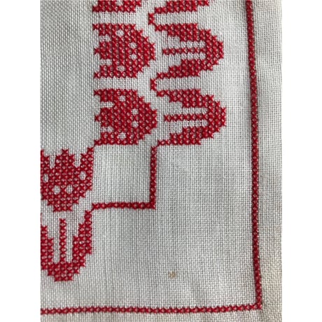 リネン　刺繍クロス　二点セット 星と　チューリップ　北欧　ヴィンテージ