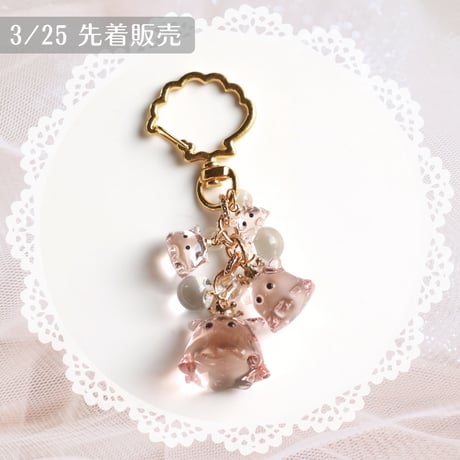 518 / めんだこ家族のキーホルダー(淡いしゅいろ)4点出品