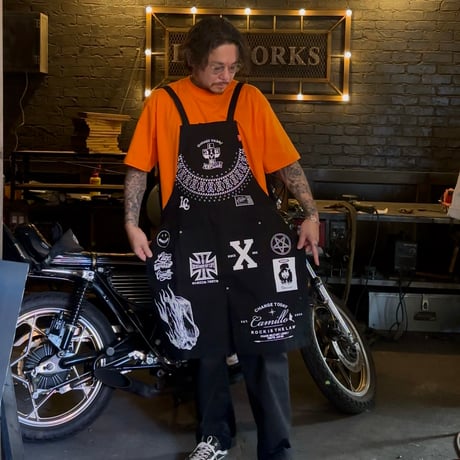 LxC APRON(BLACK)