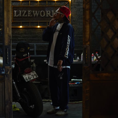 LIZEWORKS Nylon Jacket (navy)