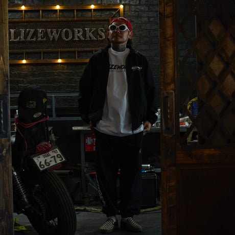 LIZEWORKS Nylon Jacket (navy)