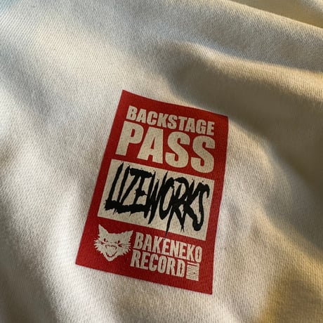 PASS B.Y.C (WHITE)