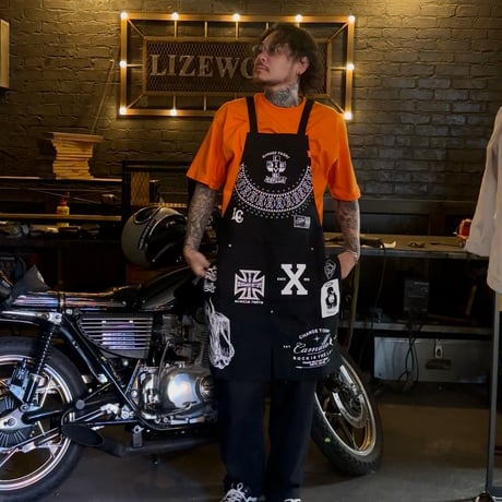 LxC APRON(BLACK)