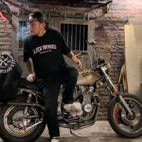 LIZEWORKS x CAMILLO collaboration Ｔshirt【BLACK】