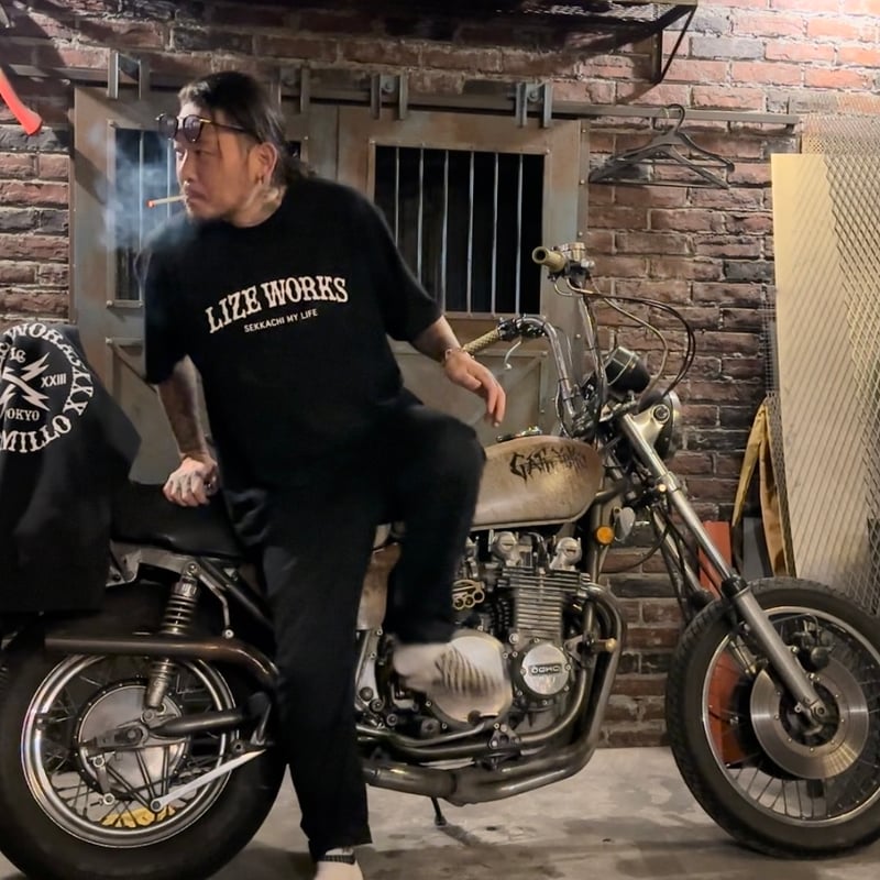 Y*e様 LIZEWORKS × CAMILLO パーカー Tシャツ ブラック LIZEWORKS x CAMILLO collaboration Tshirt【BLACK】