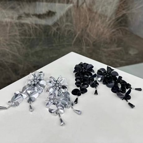 flower pierce