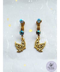 【Butterfly of Lovely Dreamy Coloration earrings】愛しきゆめの彩の蝶イヤリング(ピアス)