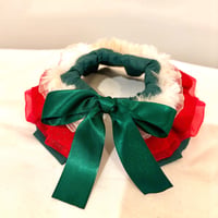 Christmasビブ（オーガンジーレース（ゴールド）＋ 緑リボンver. ）