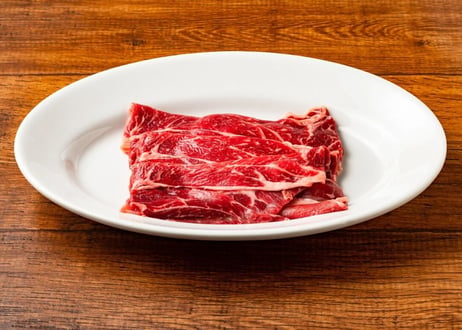 【ナチゅ村 千早本店】釧路生まれ、釧路育ちのオーガニックビーフ すき焼き用 150g