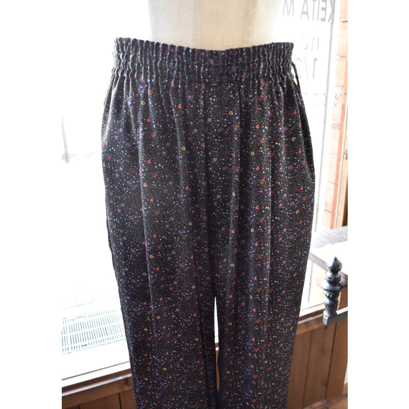TICCA(ティッカ) 26S/S リトルフラワープリントパンツ | junemie