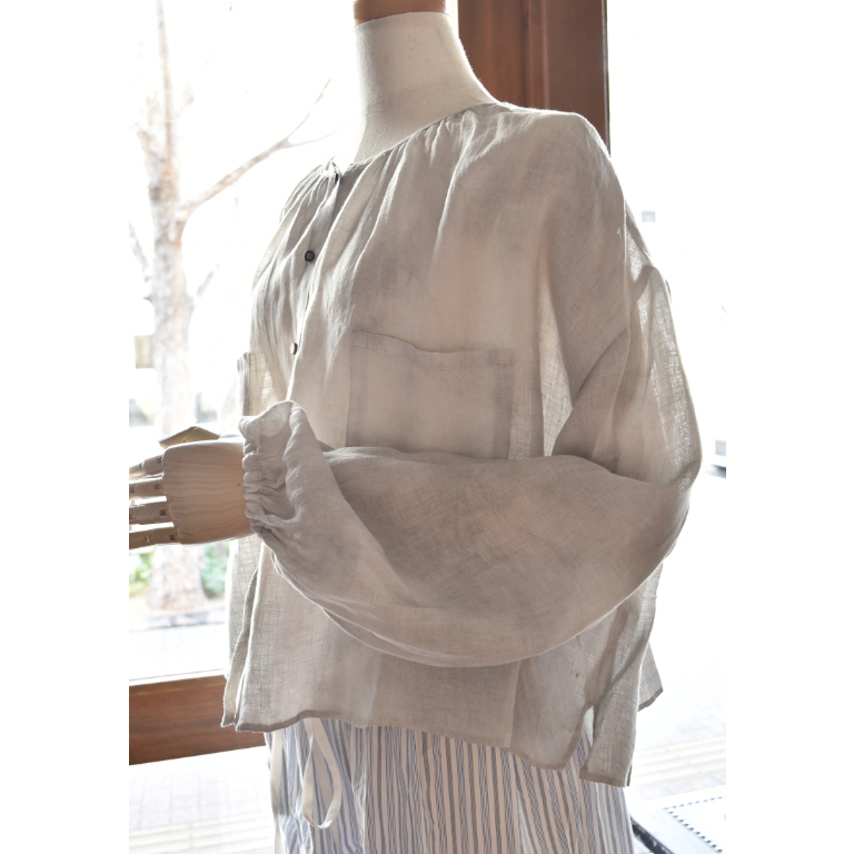 enrica(エンリカ) 26S/S リネンボイル炭染めブラウス | junemie