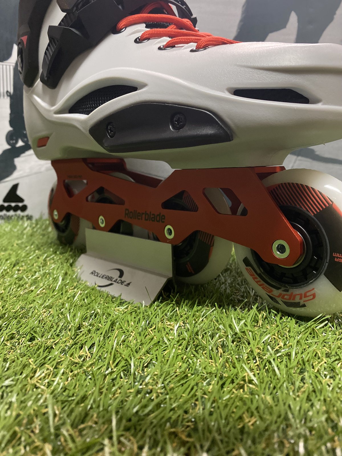 Rollerblade - ローラーブレード　RBクルーザー　2021モデル　商品箱付き Amazon.co.jp: ROLLERBLADE(ローラーブレード) インライン