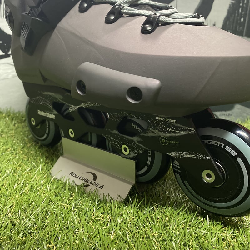 CYCLONE Roller blade ローラーブレード 22-23cm CYCLONE Roller blade ローラーブレード 22-23cm CYCLONE Roller