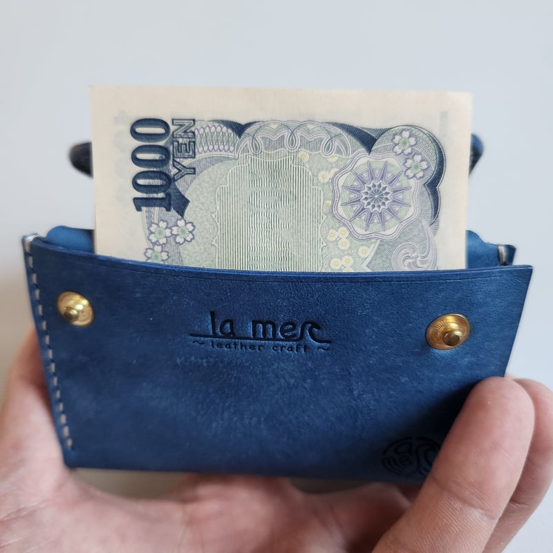 お札の顔が見える!!コンパクト三つ折財布 | la mer~leather craft~