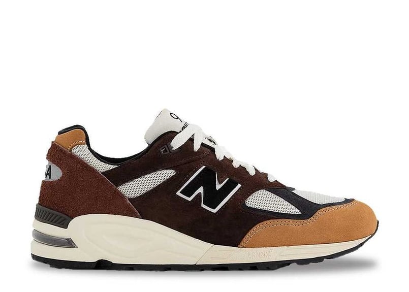 New Balance 990V2 Brown and Tan ニューバランス 990V2 ブ...