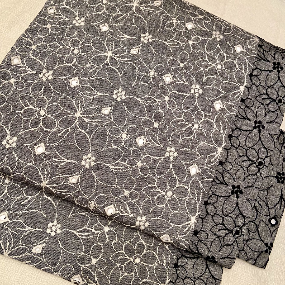 名古屋帯 花柄刺繍 黒