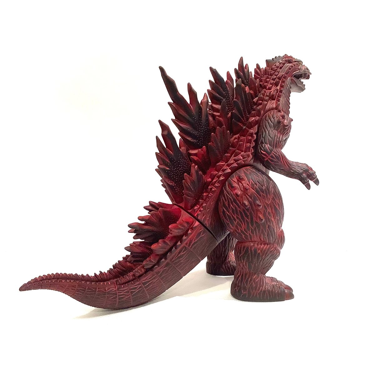 ※メル43775【塗装完成品】ゴジラ 1999 熱線蓄光×暗闇発光仕様 Amazon.co.jp: CCP ミドルサイズシリーズ【第12弾】ゴジラ（1999
