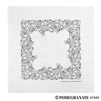 No.18 "Sticker Pic" BANDANA (White × Black)