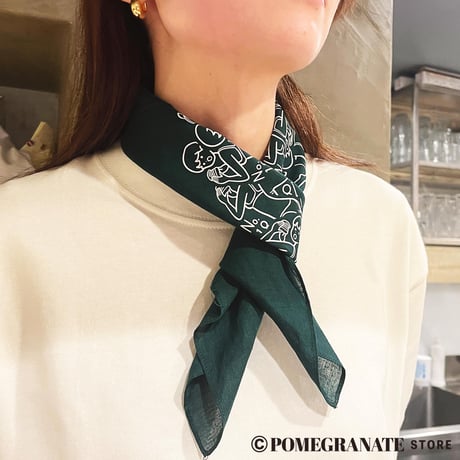 No.18 BANDANA (Forest × White)