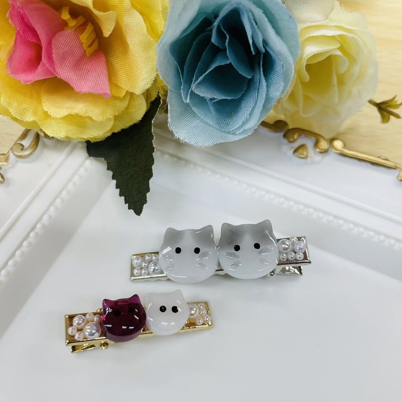 カヤ　　☪︎⋆☽様お取り置き　2/25まで　猫　レジンヘアゴム　ネイビー　花 季節 メモ帳 NO 1362 レジン ヘアゴム ハンドメイド 猫ちゃん