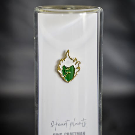 アガベピンバッチ　ver leaf 瓶入り