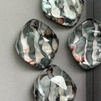 Flow stone