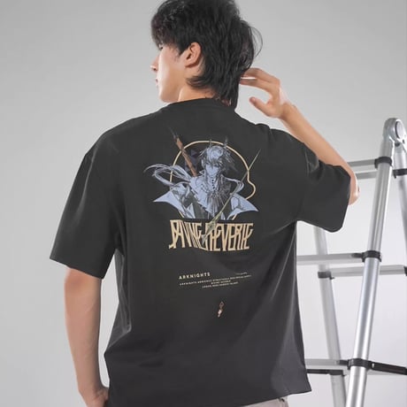 【明日方舟公式店】音律聯覚2025 ロゴス Tシャツ 138元