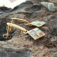 ピアス　スタッド　ミニスクエア　リズム