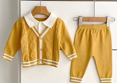 重ね着風Babyニットセットアップ66〜90