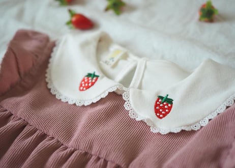 いちご刺繍ワンピース🍓各種70〜100