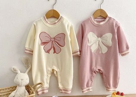 ビックリボン🎀ロンパース66〜90